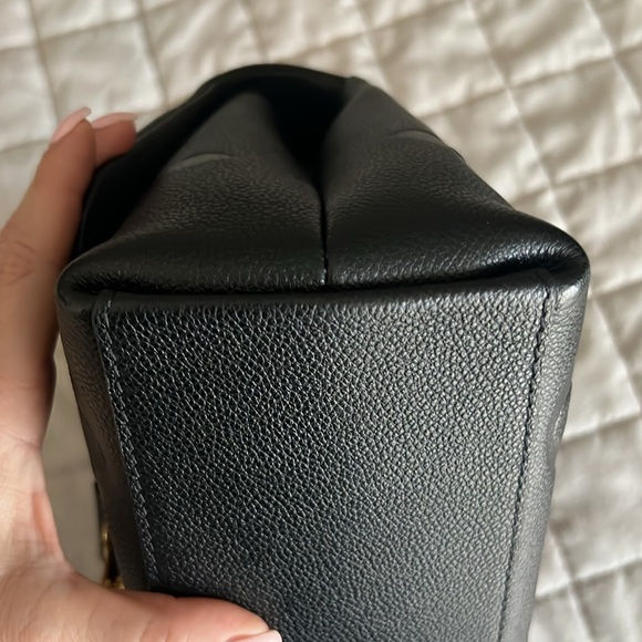 Louis Vuitton Madeleine MM in pristine  condition made in France. - Picture 11 of 13